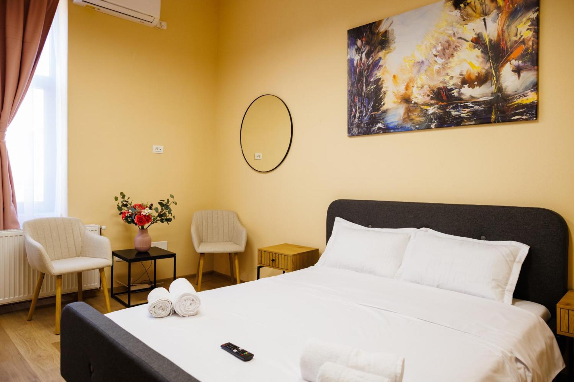 Studio In Old Town'S 1752 Hotel Тімішоара Екстер'єр фото